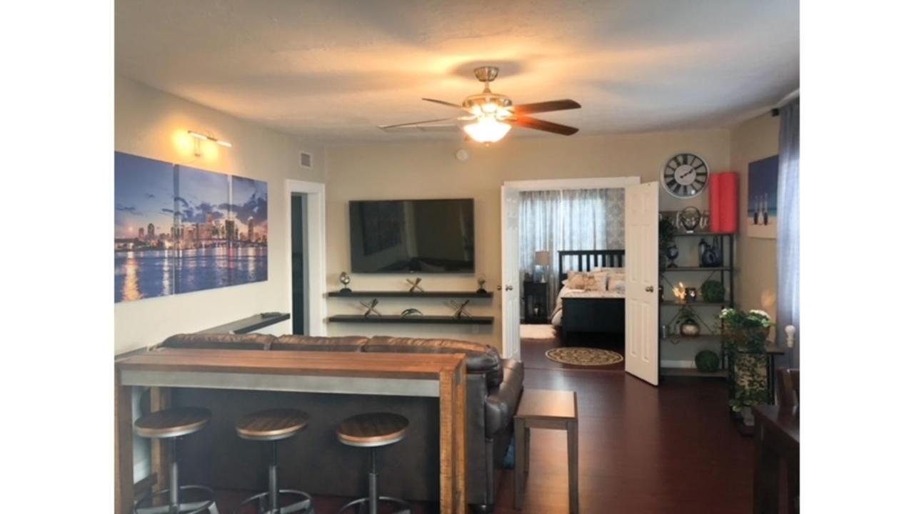Modern 2/1 Apt Near Midtown And Beaches Miami Eksteriør billede